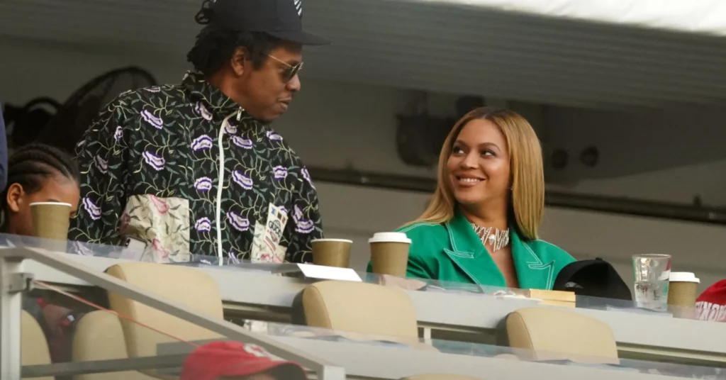 Songwriter Reveals Which Ariana Grande Song Was Meant For Beyoncé & JAY-Z